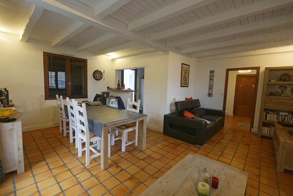 Pièce de vie en Vendée - avant rénovation